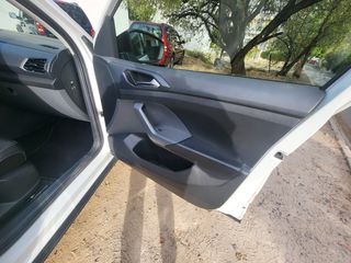 Volkswagen T-Cross 2019 1.0 TSI 115PS LIFE-thumb-41