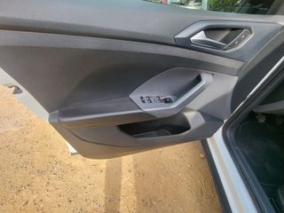 Volkswagen T-Cross 2019 1.0 TSI 115PS LIFE-thumb-50