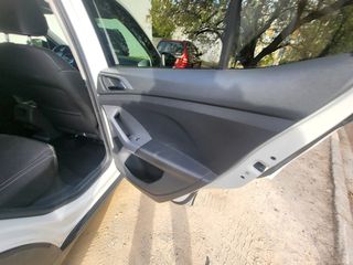Volkswagen T-Cross 2019 1.0 TSI 115PS LIFE-thumb-35