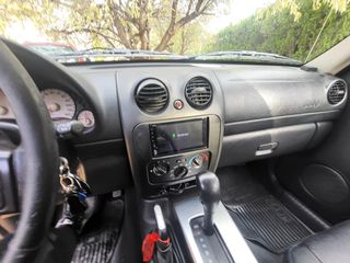 Jeep Cherokee 2004 3.7 LIMITED EDITION AUTO 211 PS-thumb-54