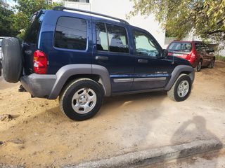 Jeep Cherokee 2004 3.7 LIMITED EDITION AUTO 211 PS-thumb-16