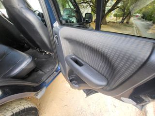 Jeep Cherokee 2004 3.7 LIMITED EDITION AUTO 211 PS-thumb-31