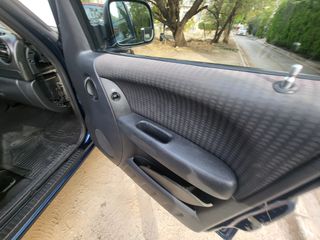 Jeep Cherokee 2004 3.7 LIMITED EDITION AUTO 211 PS-thumb-35