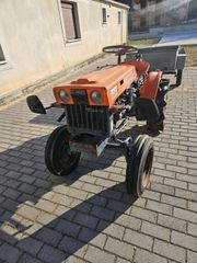 Τρακτέρ Kubota 2000 B6000E-thumb-2