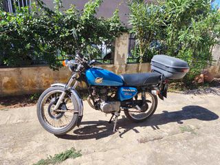 Honda CB 125 1974 CB125F-thumb-1