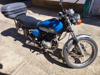Honda CB 125 1974 CB125F-thumb-2