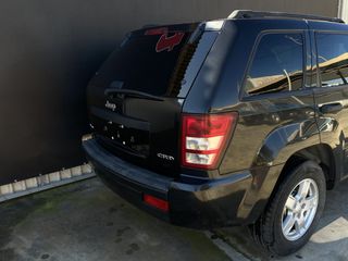 Jeep Grand Cherokee 2005 LAREDO-thumb-6