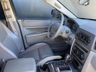 Jeep Grand Cherokee 2005 LAREDO-thumb-14