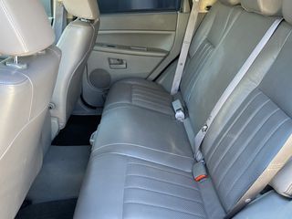 Jeep Grand Cherokee 2005 LAREDO-thumb-20