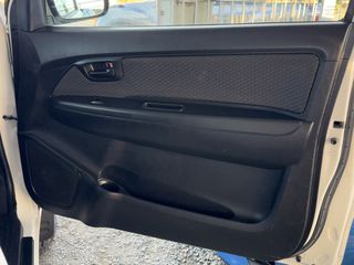 Φορτηγό Έως 7.5τ Toyota 2015 HILUX D-4D-thumb-63