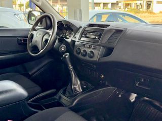 Φορτηγό Έως 7.5τ Toyota 2015 HILUX D-4D-thumb-66