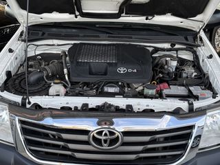 Φορτηγό Έως 7.5τ Toyota 2015 HILUX D-4D-thumb-70