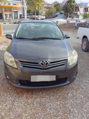 Toyota Auris 2010