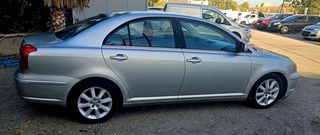 Toyota Avensis 2006-thumb-6