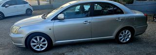 Toyota Avensis 2006-thumb-12