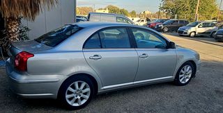 Toyota Avensis 2006-thumb-18