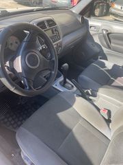 Toyota RAV 4 2003-thumb-3