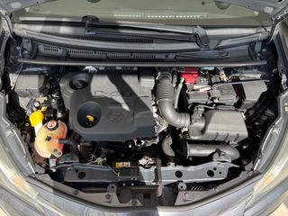 Toyota Yaris 2018 1.4 D-4D DIESEL 6 TAXYTO-thumb-22