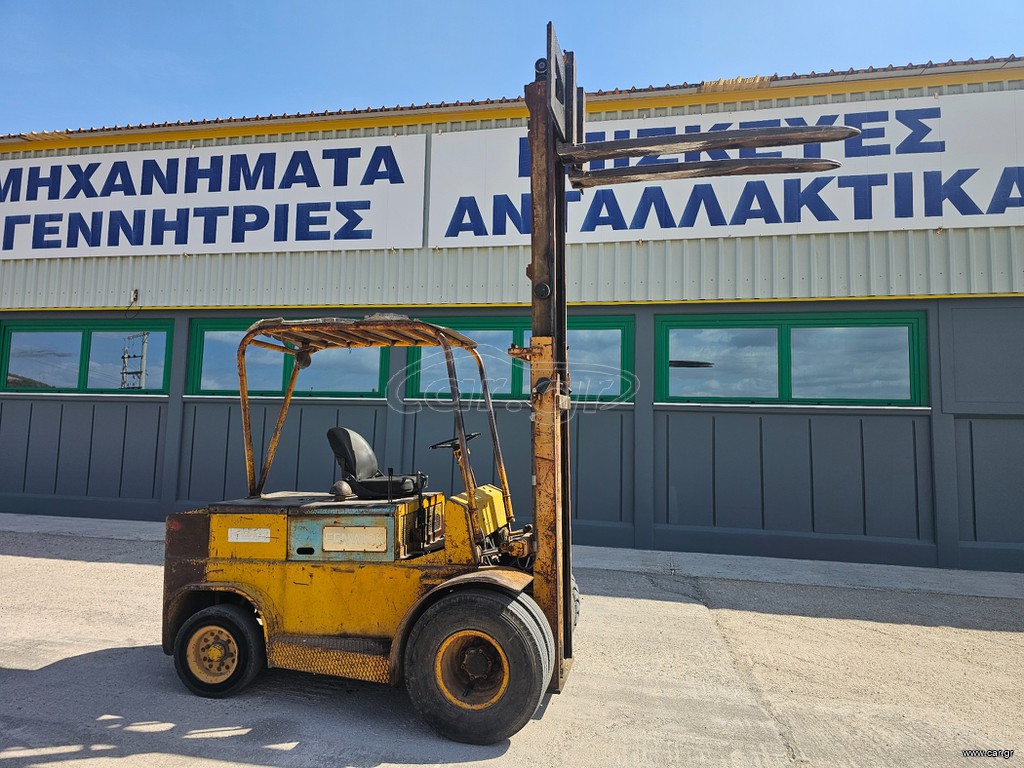 Κλαρκ 1990