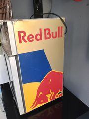 Ψυγείο βιτρίνα συντήρησης μινιred bull