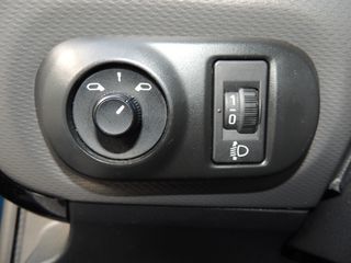 Citroen C4 Cactus 2018 1.2 e-THP "Feel"/ Klima / Camera / Navi-Full Exra!-thumb-26
