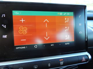Citroen C4 Cactus 2018 1.2 e-THP "Feel"/ Klima / Camera / Navi-Full Exra!-thumb-33