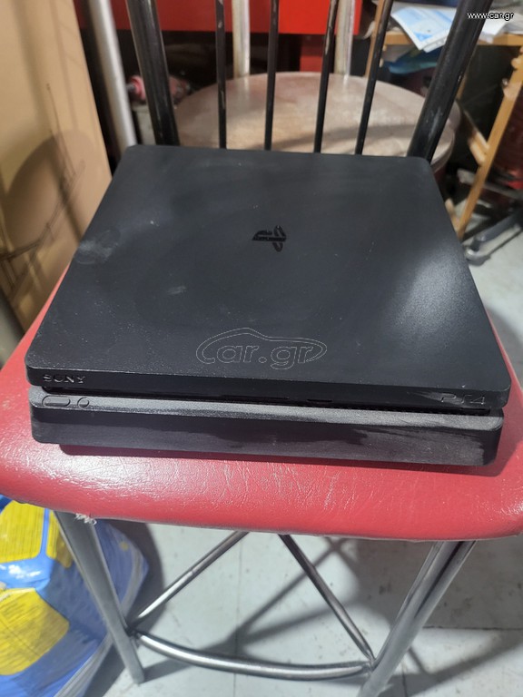 PS4