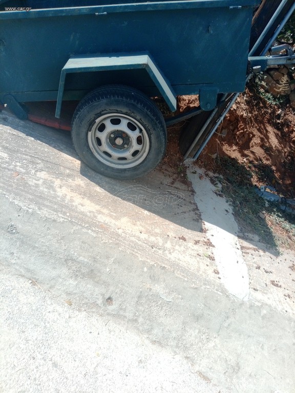 Τρέιλερ Αυτοκινήτου 2000