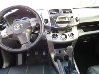 Toyota RAV 4 2006-thumb-9