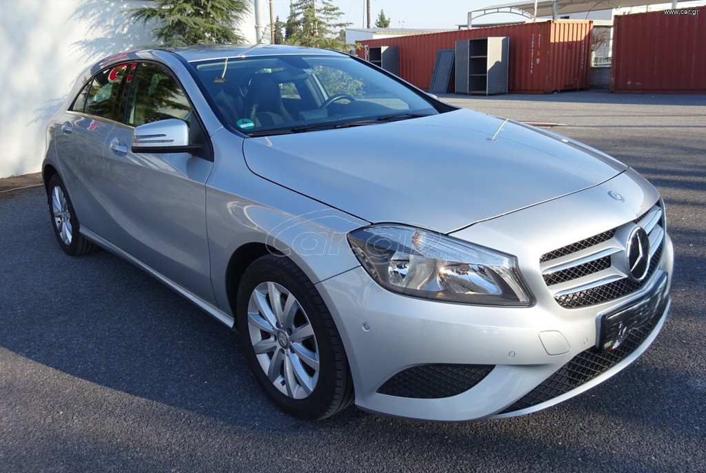 Mercedes-Benz A 180 2015 BlueEfficiency Style