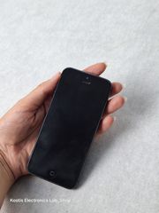 Apple iPhone 5 – 16GB – Black (Model A1429)