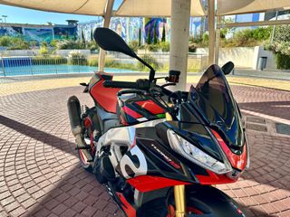 Aprilia Tuono 2022 V4 1100 Factory-thumb-6