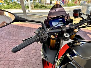 Aprilia Tuono 2022 V4 1100 Factory-thumb-41