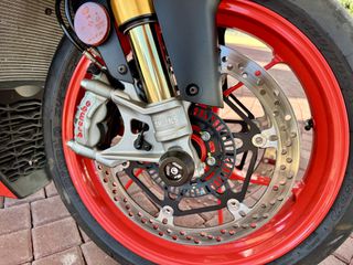Aprilia Tuono 2022 V4 1100 Factory-thumb-11