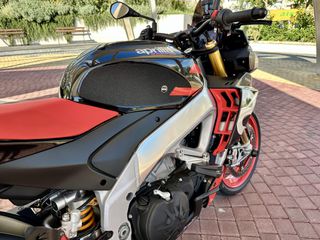 Aprilia Tuono 2022 V4 1100 Factory-thumb-21