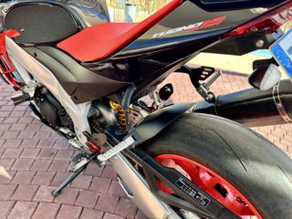 Aprilia Tuono 2022 V4 1100 Factory-thumb-33