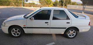 Ford Escort 1996