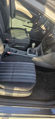 Ford Focus 2010-thumb-10
