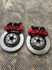 Audi rs3 8v φρένα κομπλέ εμπρός 8πίστονα με δίσκους 370