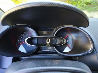 Renault Clio 2019 1ο ΧΕΡΙ ΕΛΛΗΝΙΚΗΣ ΑΝΤΙΠΡΟΣΩΠΕΙΑΣ-thumb-4