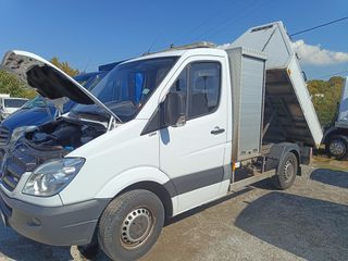 Ανατροπή Mercedes-Benz 2012 sprinter-thumb-1