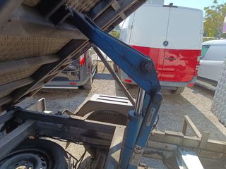 Ανατροπή Mercedes-Benz 2012 sprinter-thumb-5