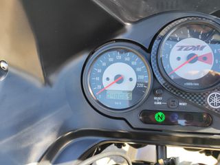 Yamaha TDM 850 2000-thumb-7
