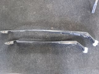 Βραχίονες Υαλοκαθαριστήρων Α/Δ  TOYOTA AURIS   06-2012