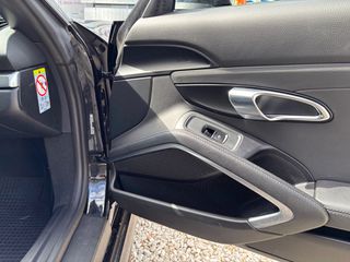 Porsche Boxster 2017 718 2.0 PDK Chrono Sport-thumb-18