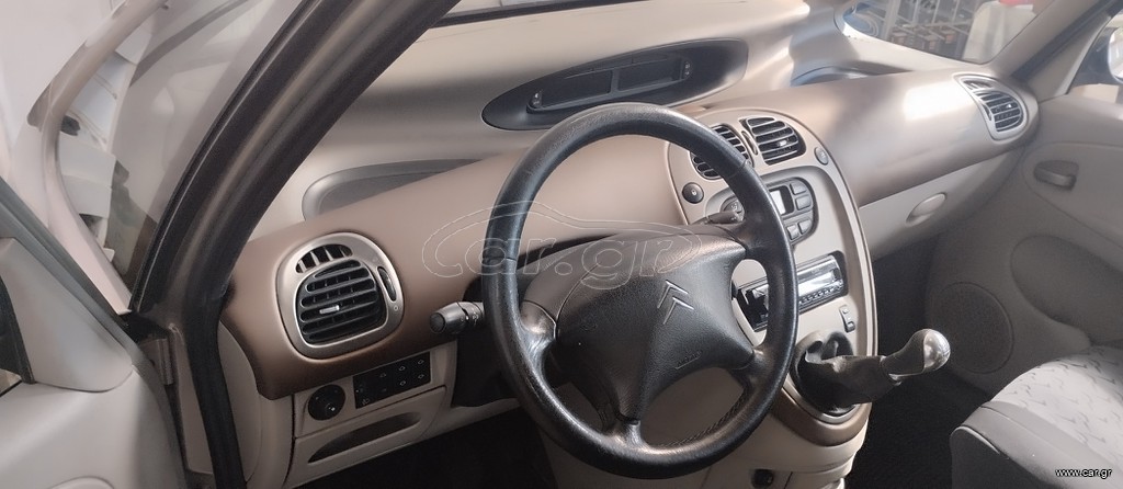 Citroen Xsara Picasso 2003 CHNFVK