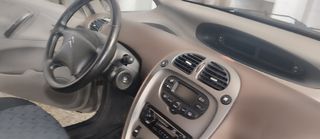 Citroen Xsara Picasso 2003 CHNFVK-thumb-5