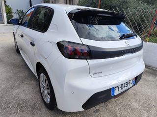 Peugeot 208 2021-thumb-2