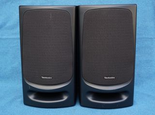2 Technics Speakers 3 Way Speakers SB-CH404