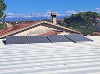 Φωτοβολταϊκά 12volt